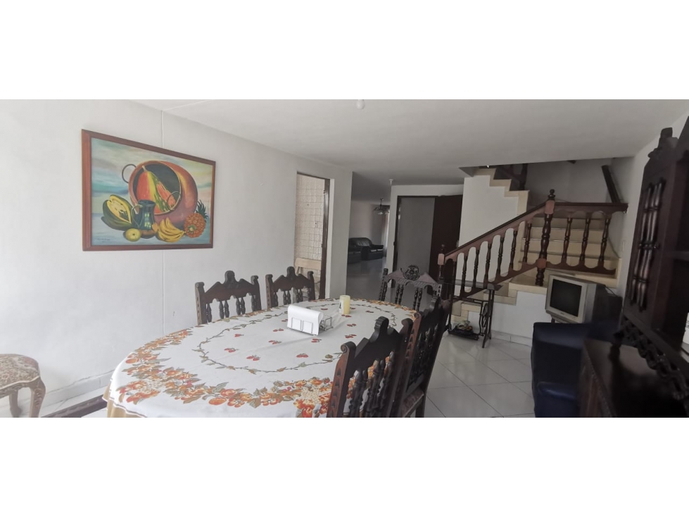 Venta casa unifamiliar en muy buen estado de conservación — foto 3