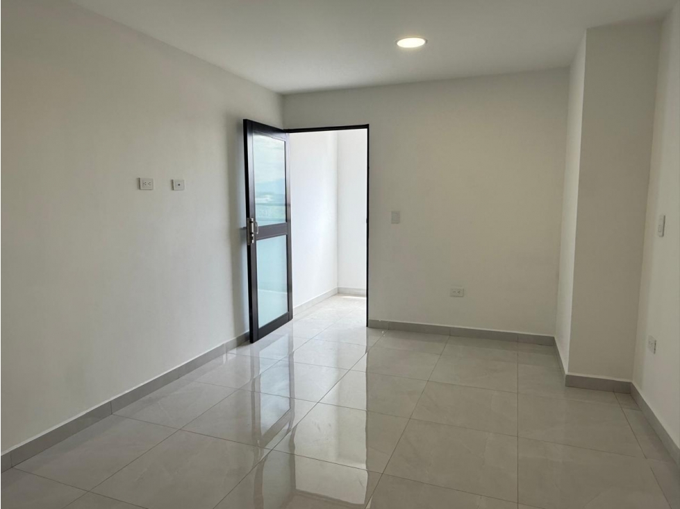 apartamento en la castellana para estrenar — foto 3