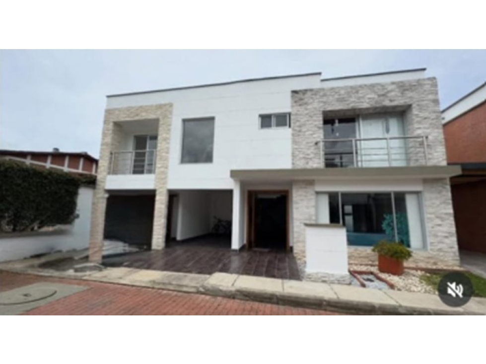 VENTA DE CASA LA CEJA