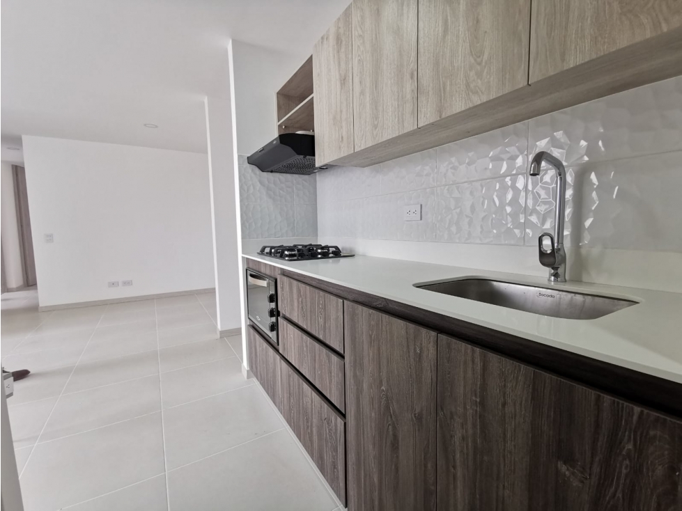 Venta apartamento San Diego parte baja en Metropolitan piso alto — foto 2