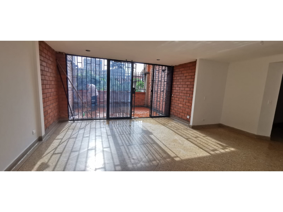 Vendo apartamento Laureles