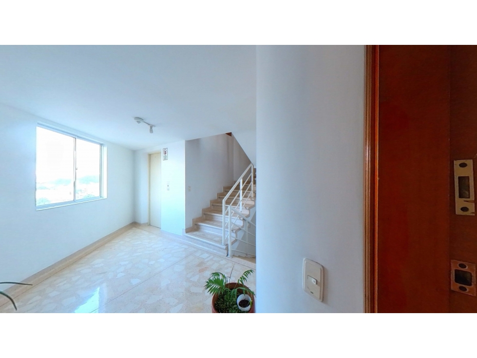 venta apartamento en laureles 150 metros