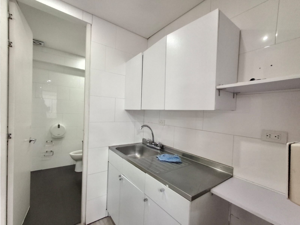Venta de Oficina en Las Palmas cerca Carulla - 5