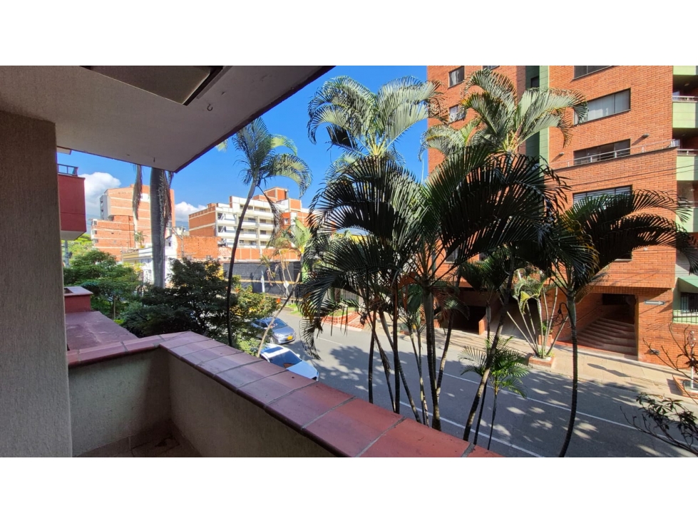 apartamento disponible para la venta en laureles — foto 2