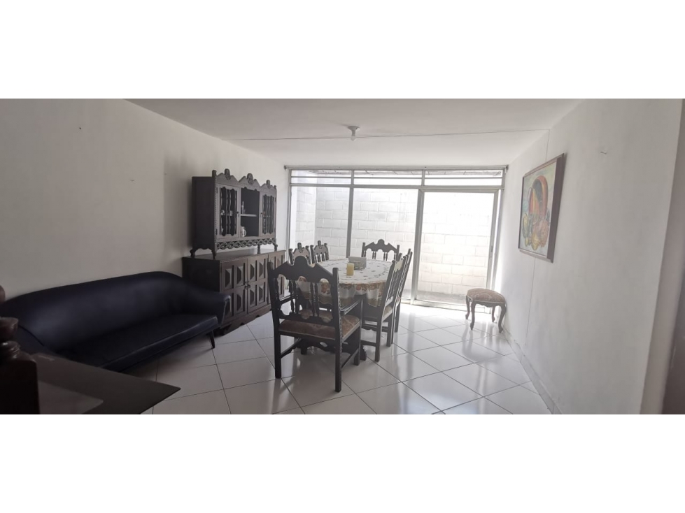 Venta casa unifamiliar en muy buen estado de conservación — foto 2