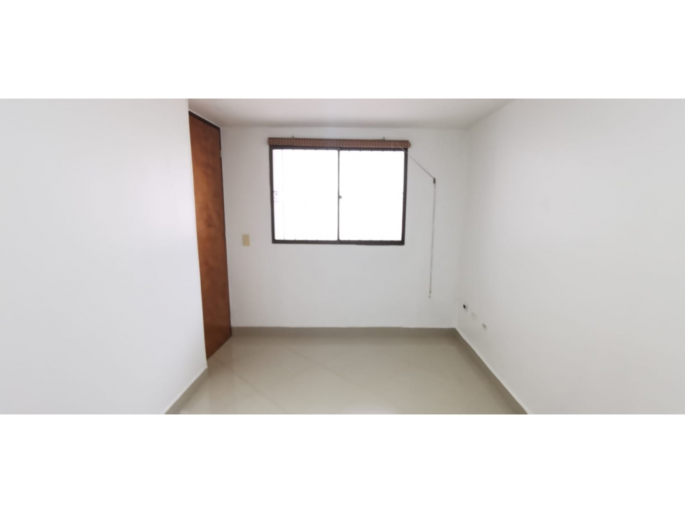 Super buen apartamento sector de occidente Barrio Cristobal — foto 4