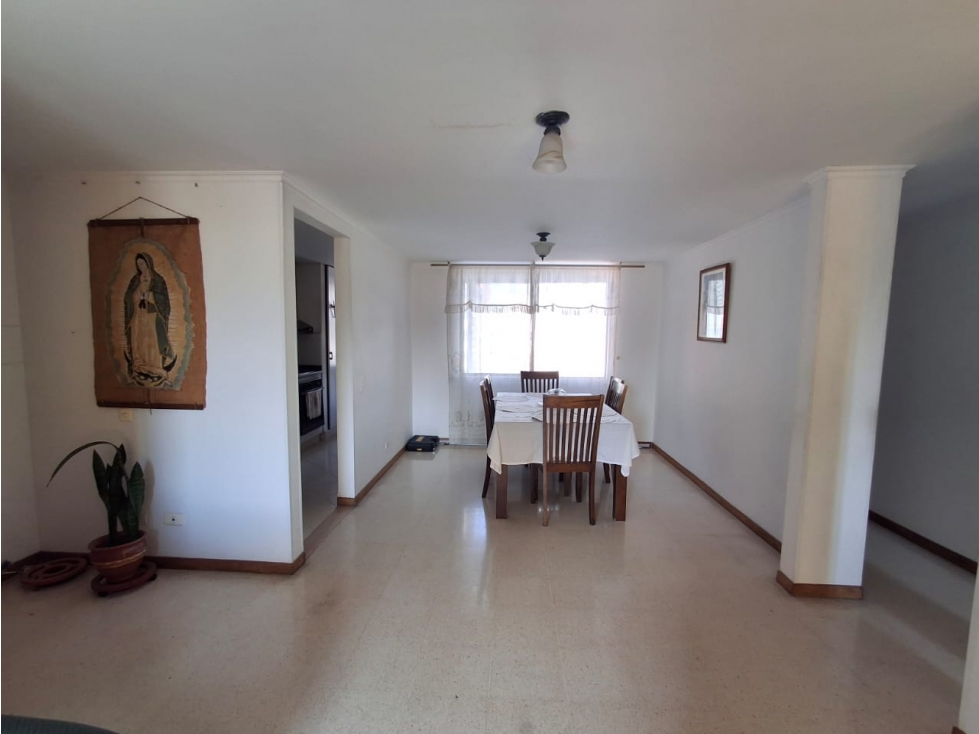 Venta apartamento Laureles cerca Iglesia Consolta — foto 2