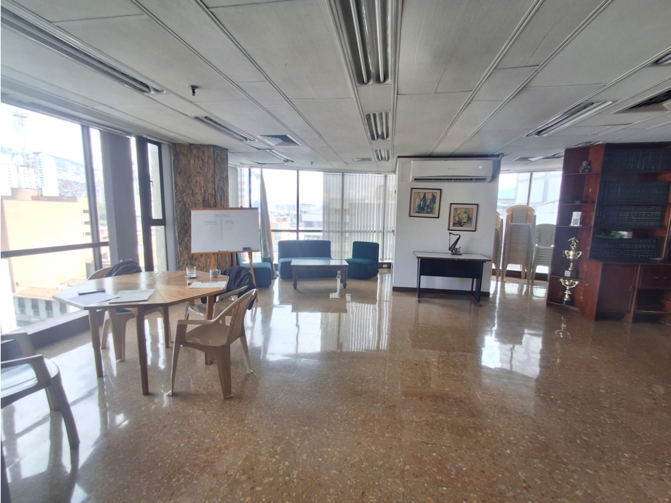 Venta Consultorio o Oficina con una ubicación estrategia