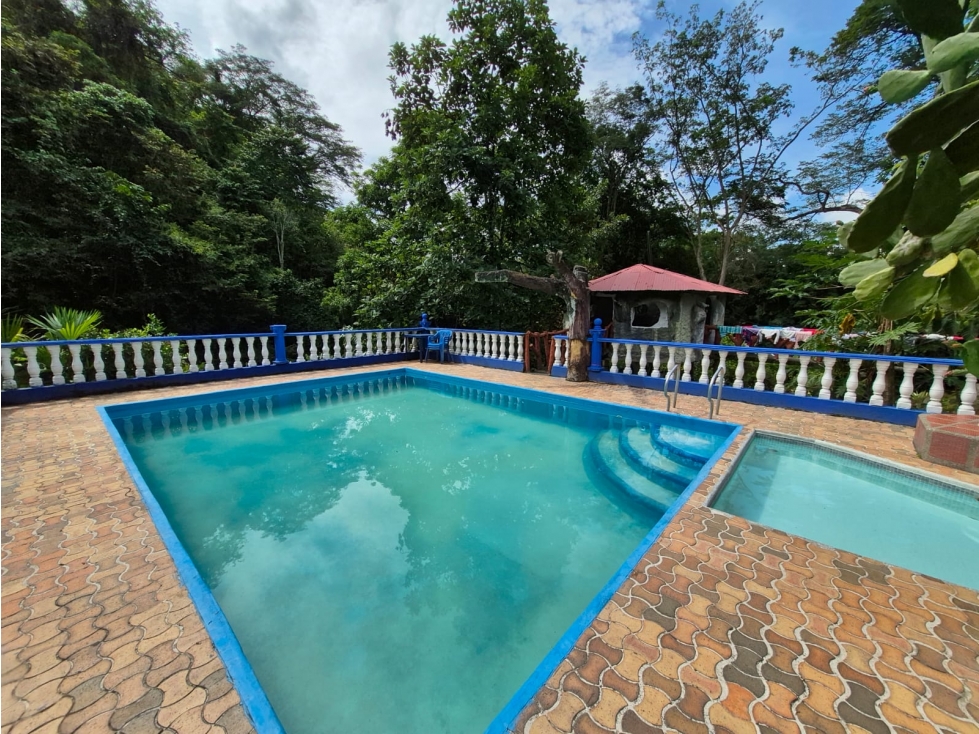 Venta de finca recreativa en San Jerónimo