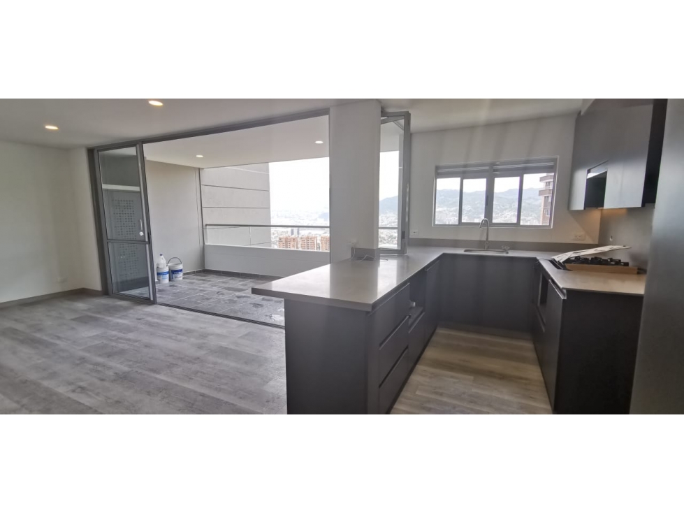Apartamento para estrenar piso alto vista a la Ciudad — foto 3