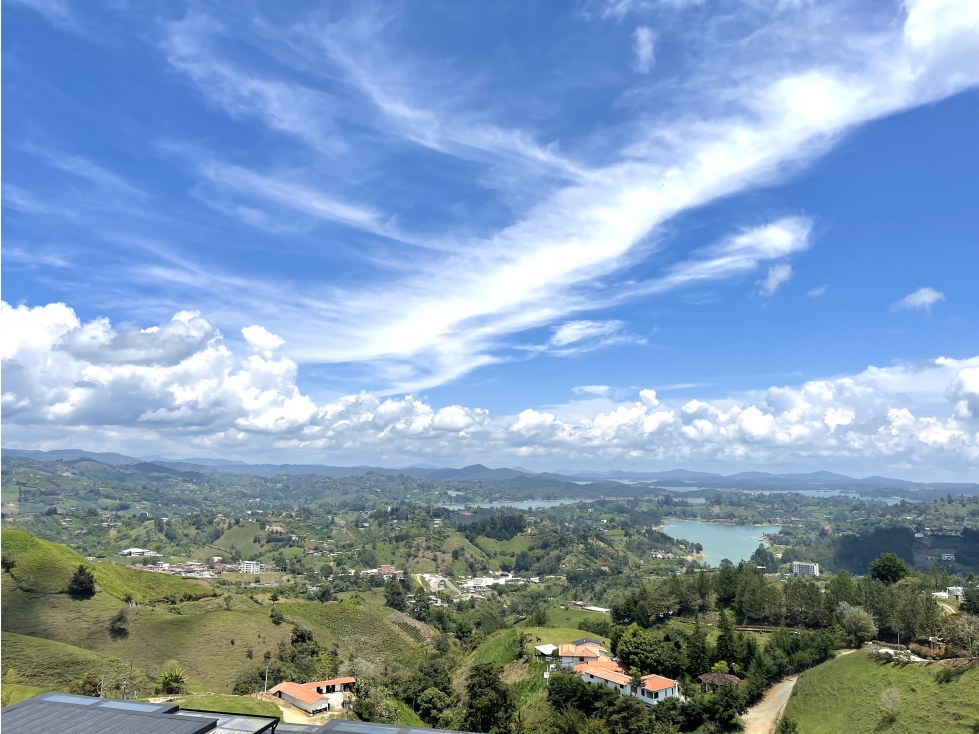 Apartaestudio en venta en El Peñol, con Licencia Turística - 4