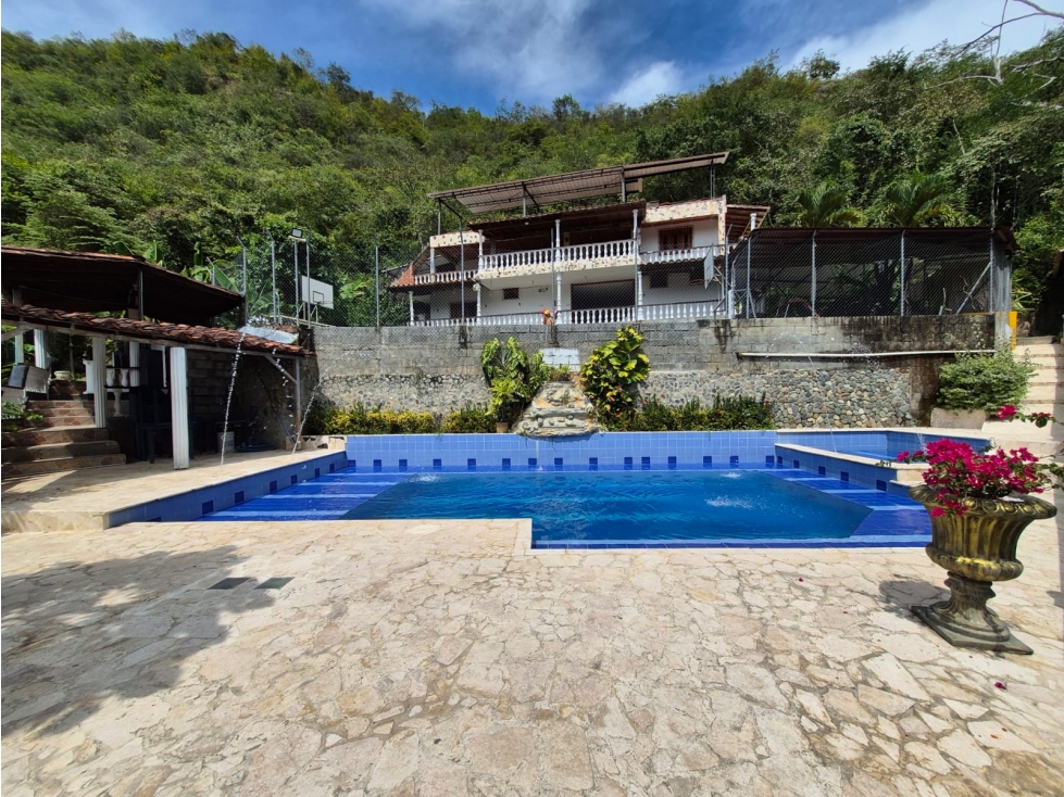 Finca recreativa disponible para la venta — foto 3