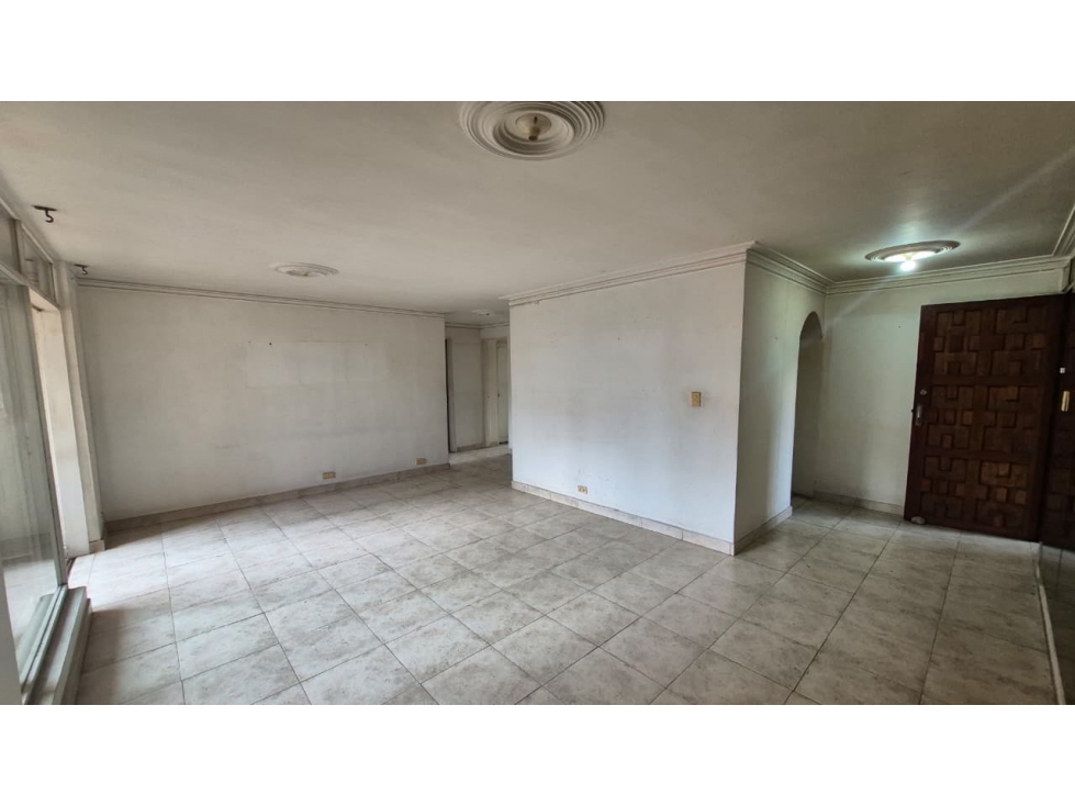 apartamento para reformar en el barrio laureles — foto 3