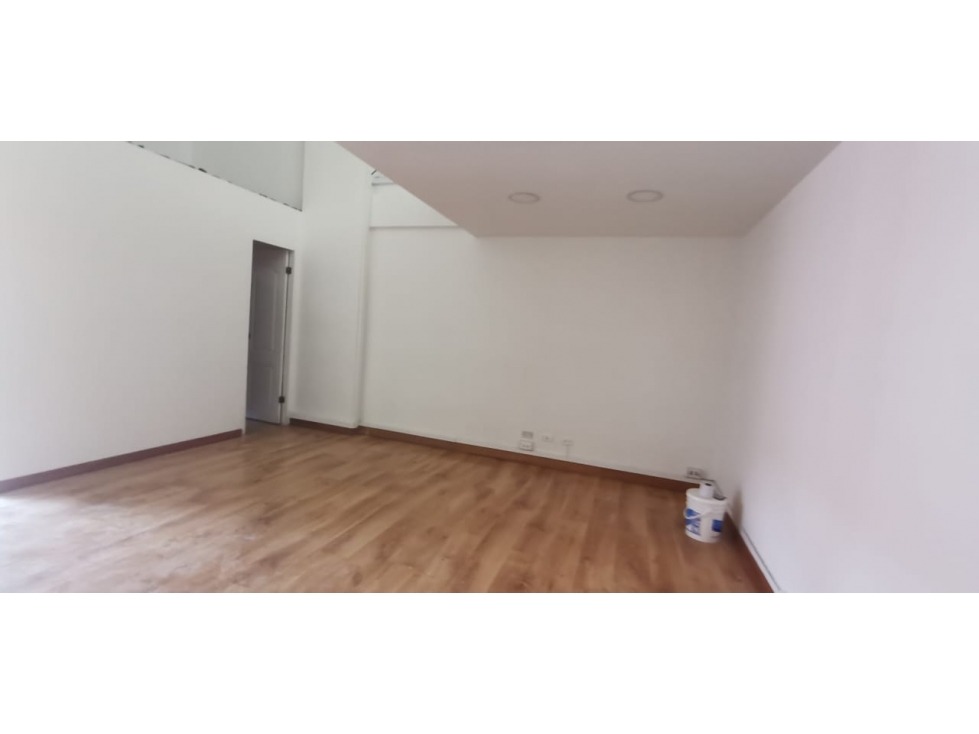 Super oficina en venta un Lugar privilegiado alto de las palmas, — foto 2