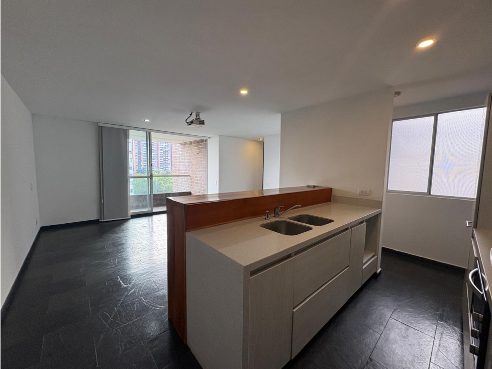 Apartmento en loma del esmeraldal — foto 2