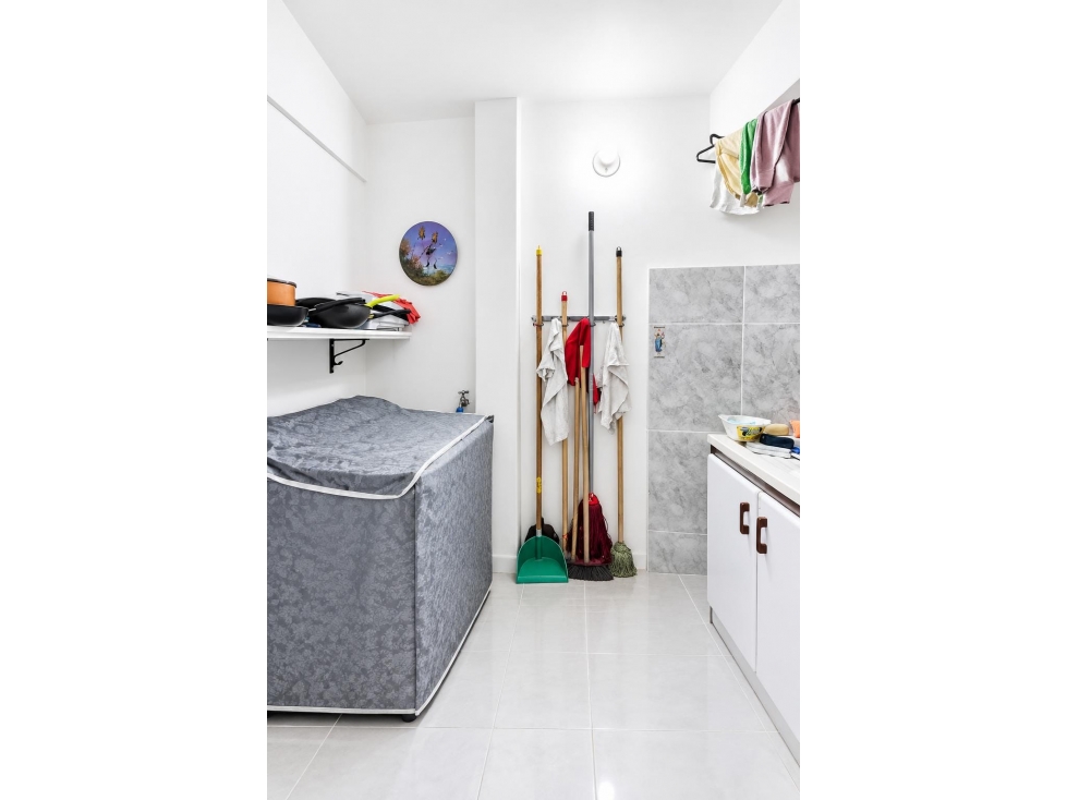 Venta casa primer piso cerca de la estacion Metro — foto 5