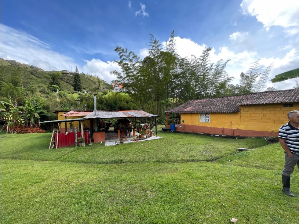 VENTA DE CASA FINCA - 3