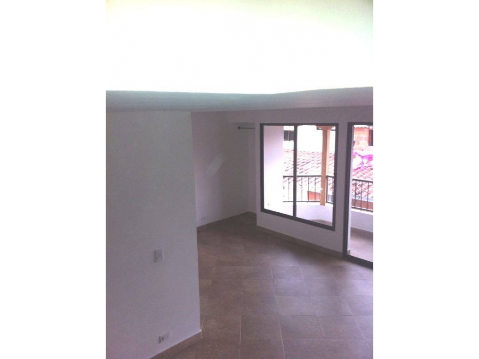 venta de apartamento dúplex la ceja
