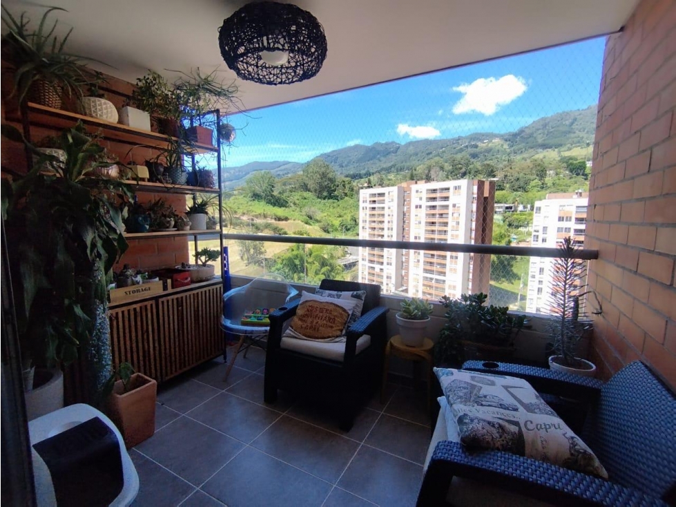 Venta Excelente apartamento sector Camino Verde