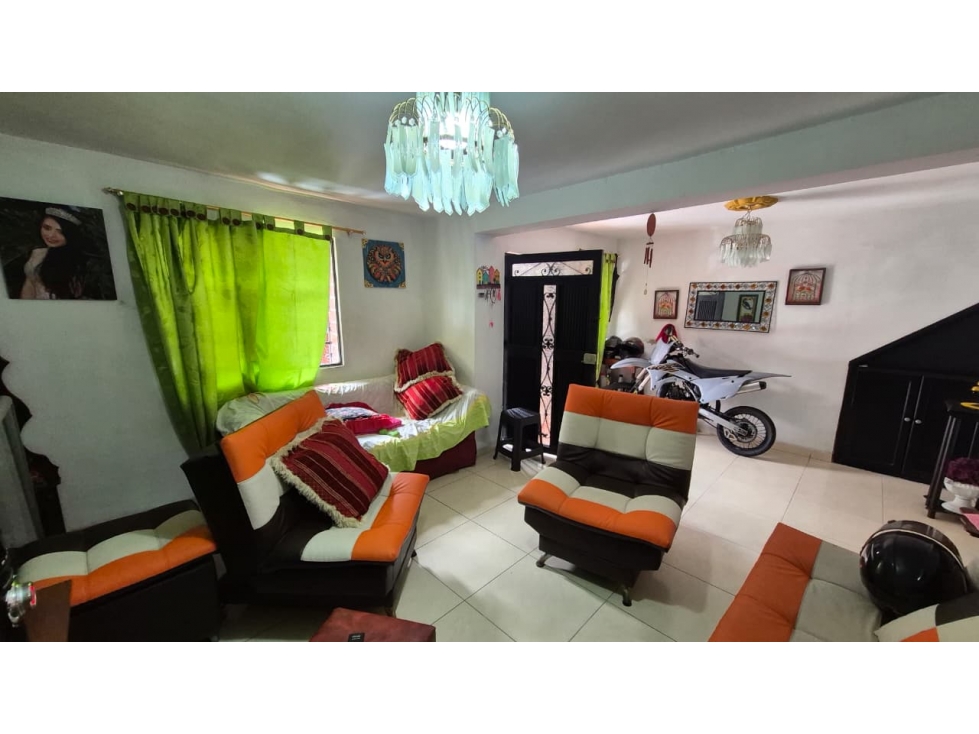 Se ofrece en venta un casa en el primer piso en Castilla — foto 2