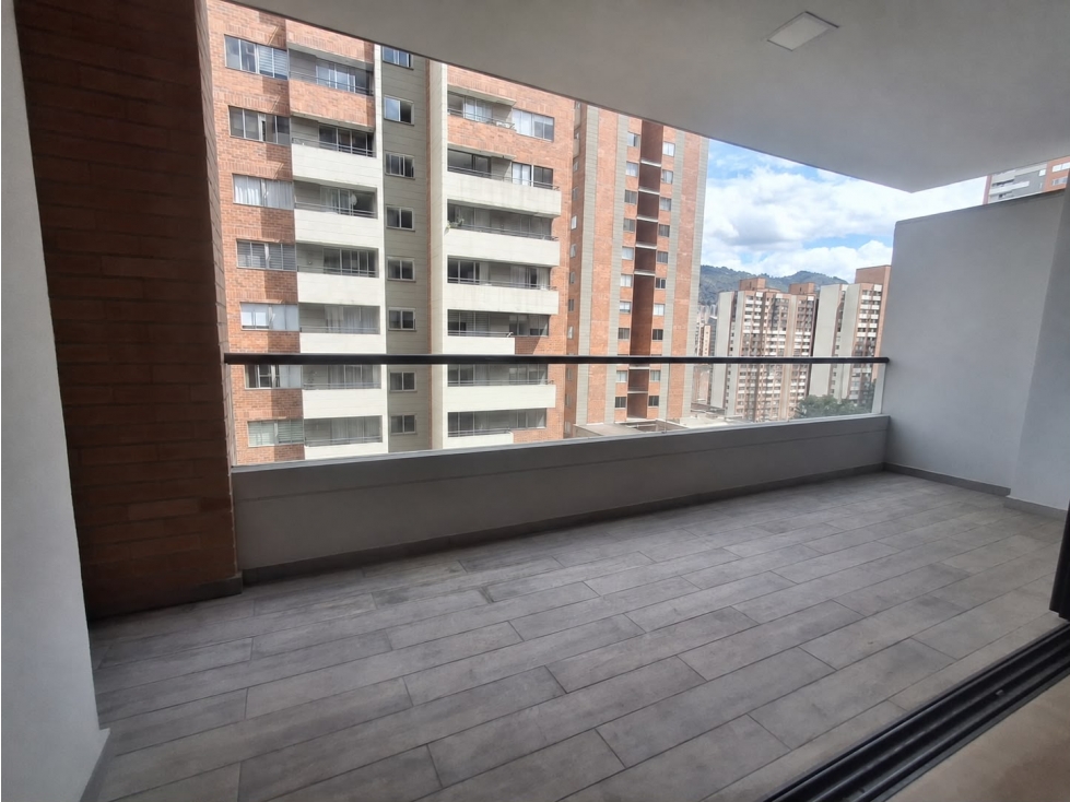 Venta apartamento Los Colores Cerca C.C. El Diamante