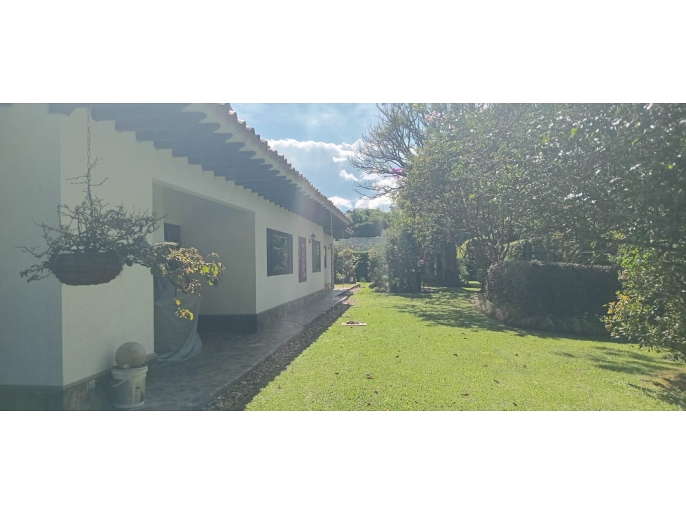 VENTA DE CASA LLANOGRANDE