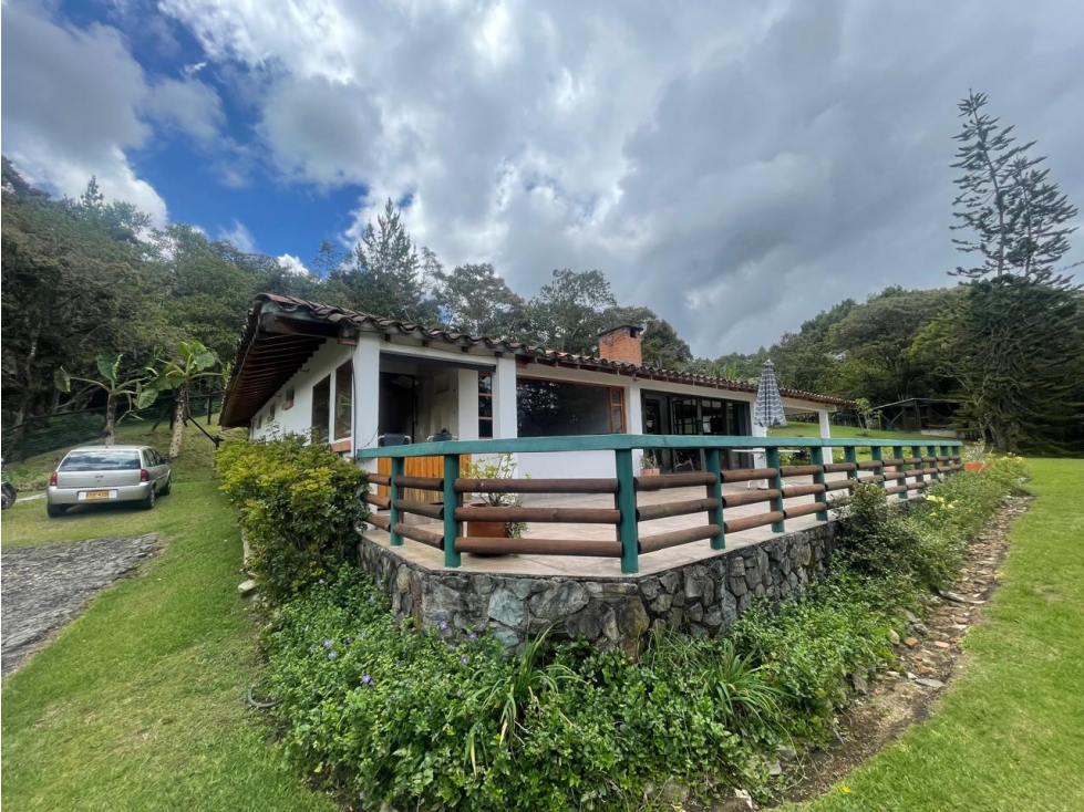 VENTA DE CASA CAMPESTRE