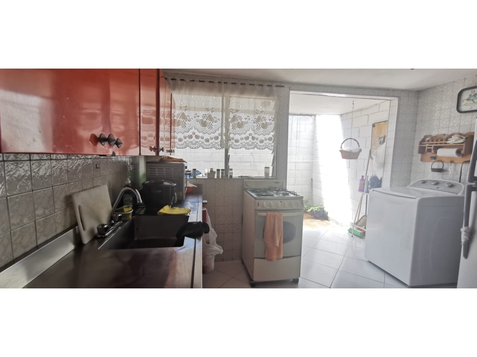 Venta casa unifamiliar en muy buen estado de conservación — foto 6