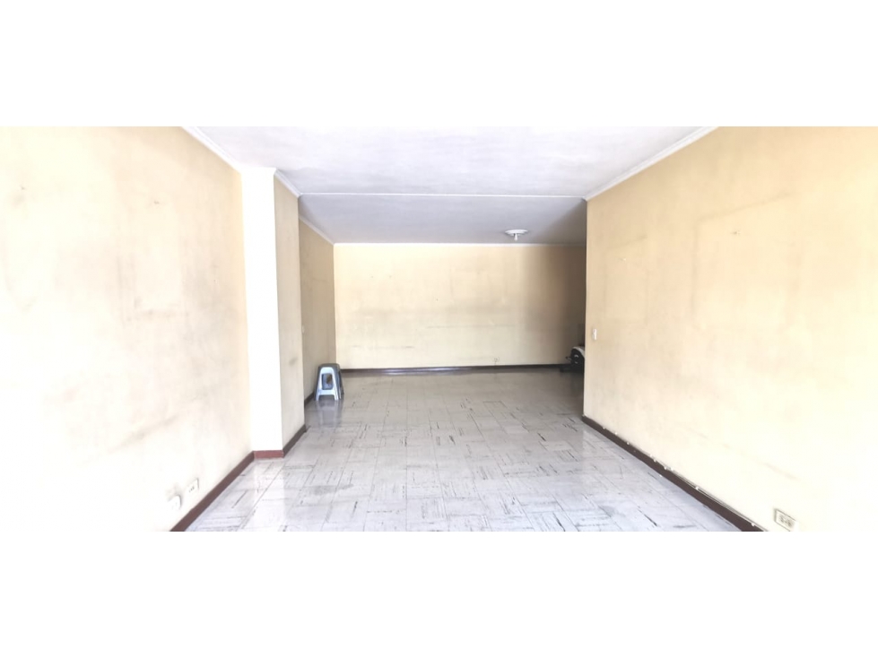 Venta apartamento para remodelar en Suramericana