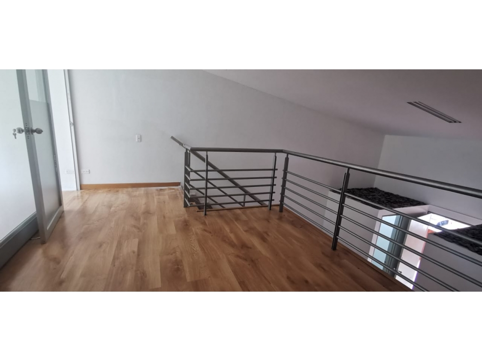Super oficina en venta un Lugar privilegiado alto de las palmas, — foto 5