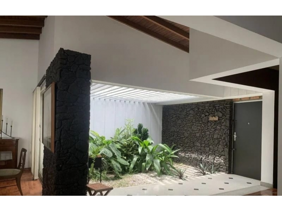 Casa lote Laureles Media Mixtura frente 13 mts por 28 mts