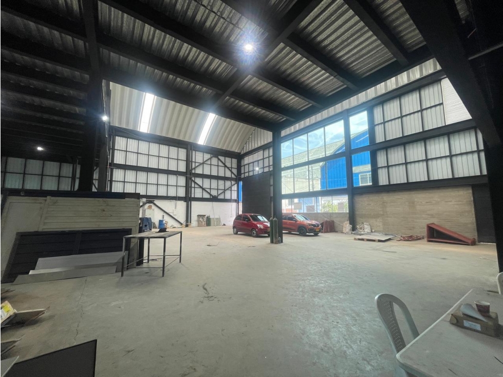 ARRIENDO ,VENTA DE BODEGA INDUSTRIAL - 4