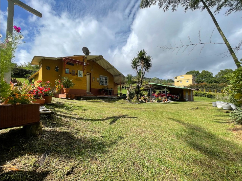 VENTA DE CASA FINCA - 2
