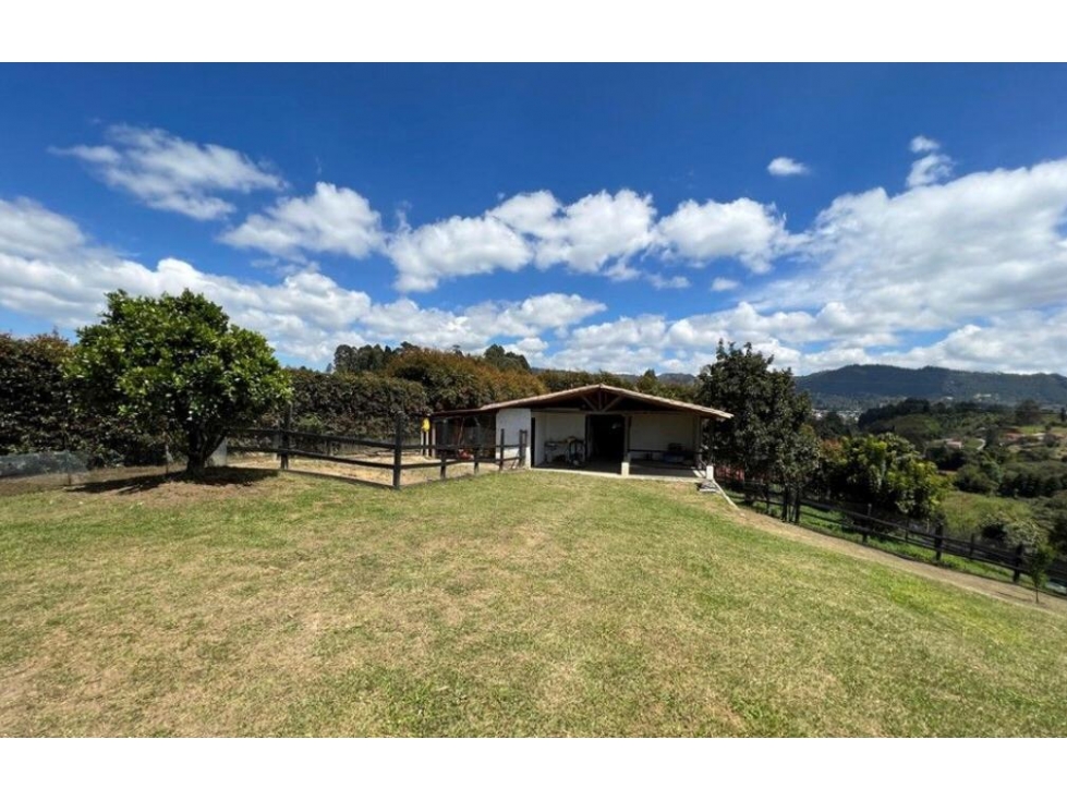 VENTA DE FINCA AEROPUERTO - 4