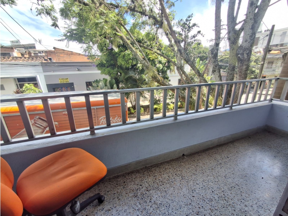Excelente Casa en sevilla cerca del Estacion Hospital — foto 5