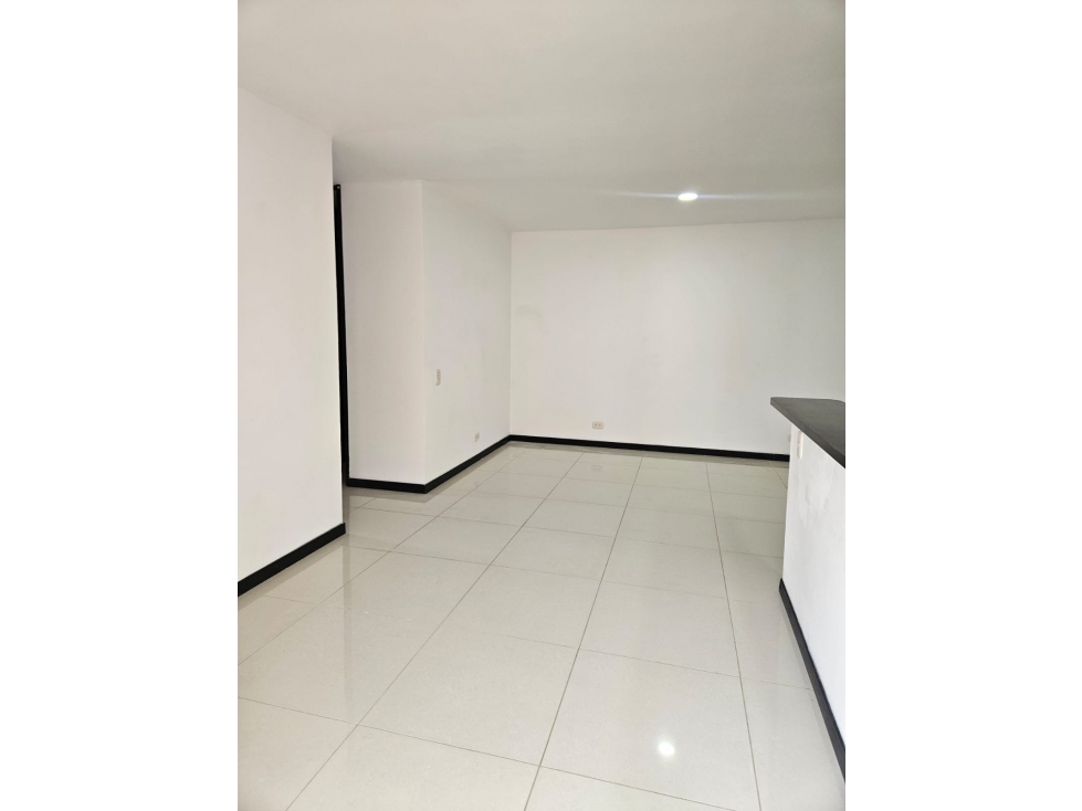 VENTA DE APARTAMENTO EN LA LOMA DEL INDIO — foto 3