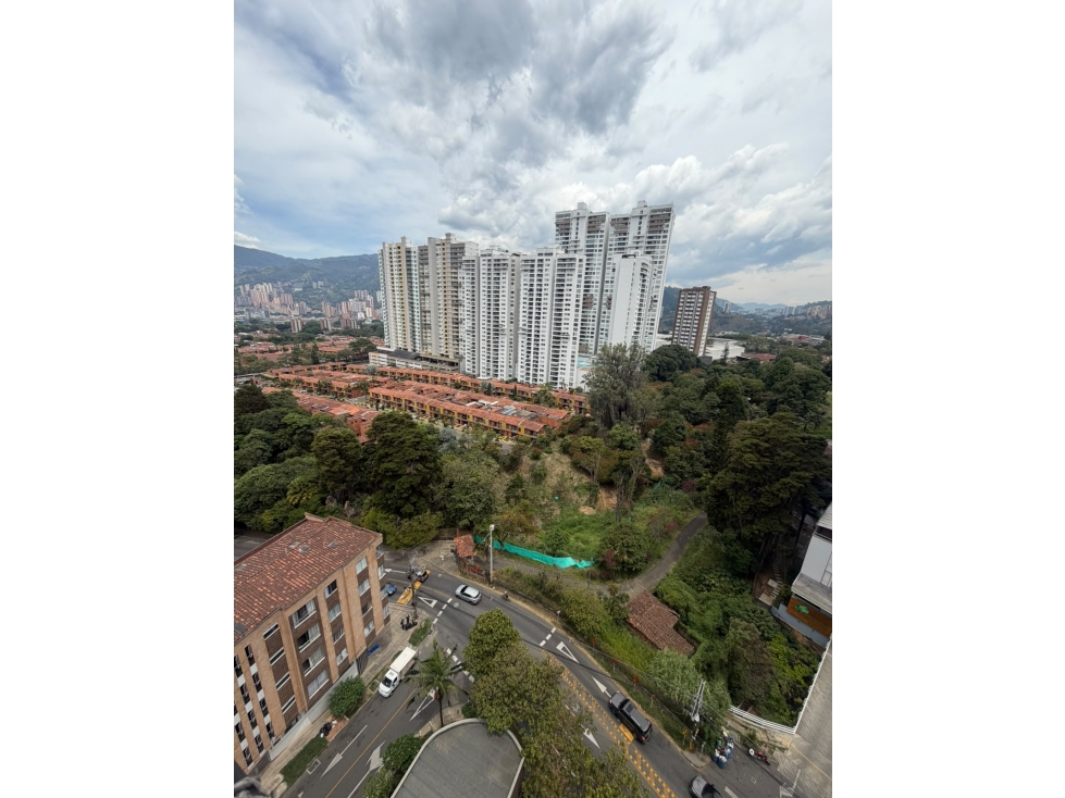 VENTA DE APARTAMENTO EN SURAMÉRICA