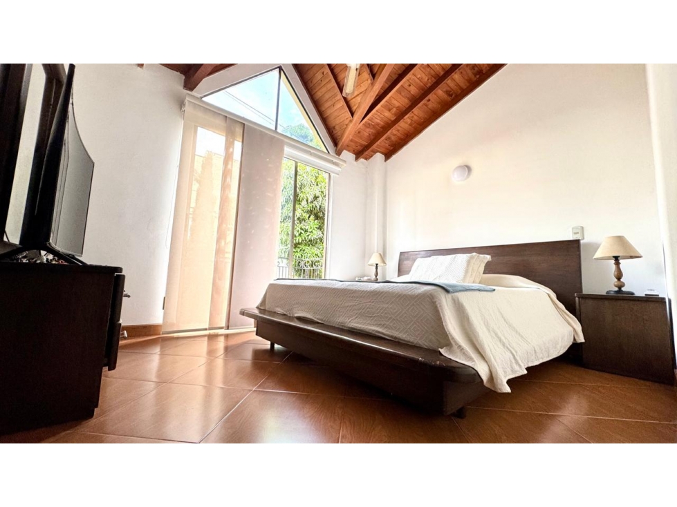 VENTA DE CASA UNIFAMILIAR EN SABANETA — foto 3
