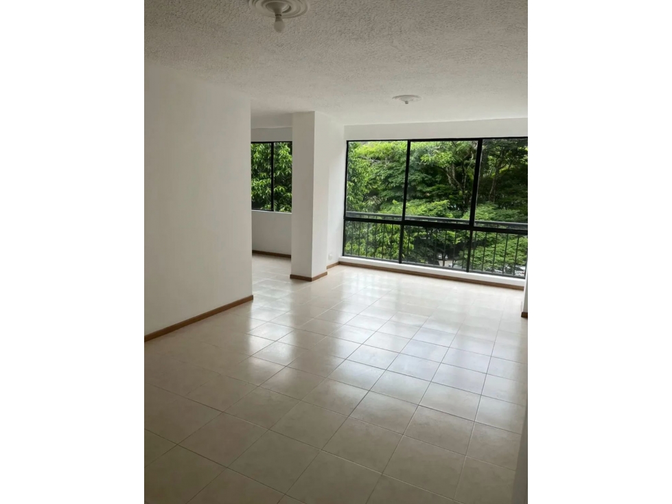 VENTA DE APARTAMENTO EN LOMA DEL ESCOBERO
