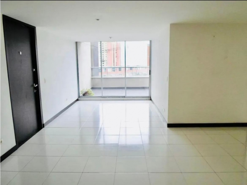 VENTA DE APARTAMENTO EN LA LOMA DEL INDIO — foto 2