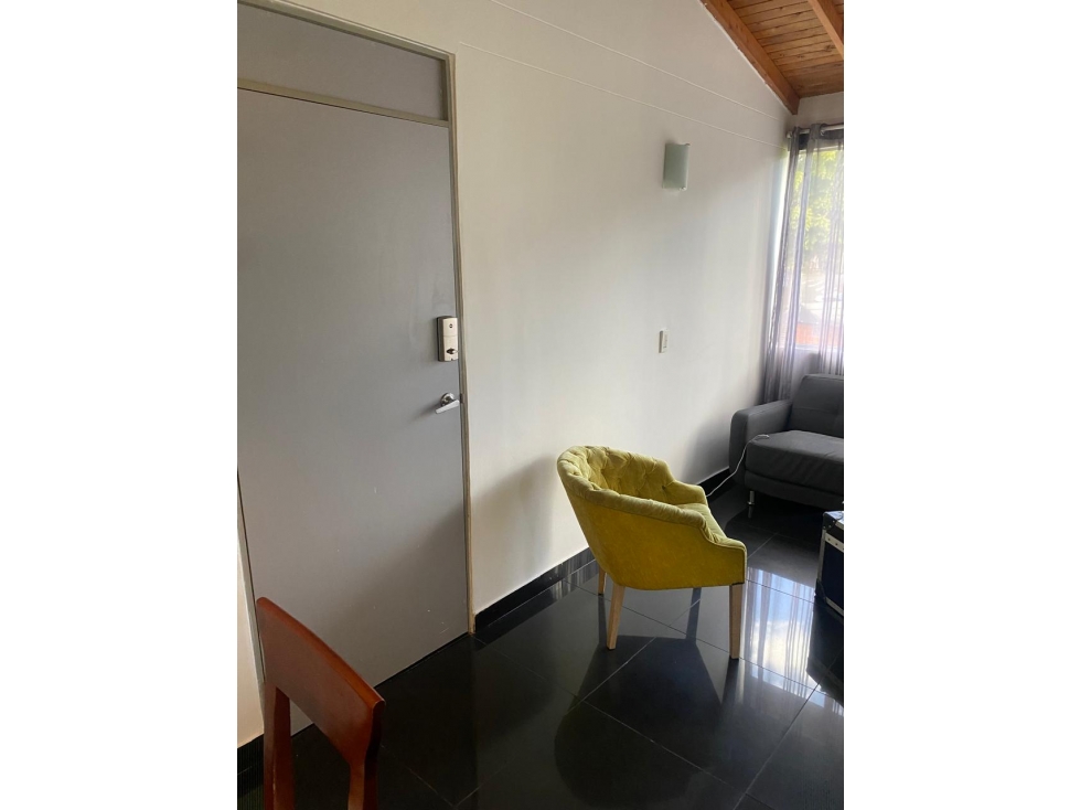 VENTA DE APARTAMENTO EN LA LOMA DEL ESMERALDAL — foto 3
