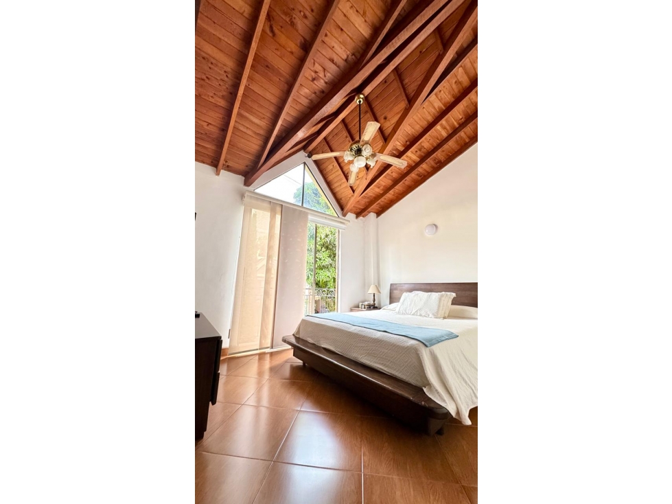 VENTA DE CASA UNIFAMILIAR EN SABANETA