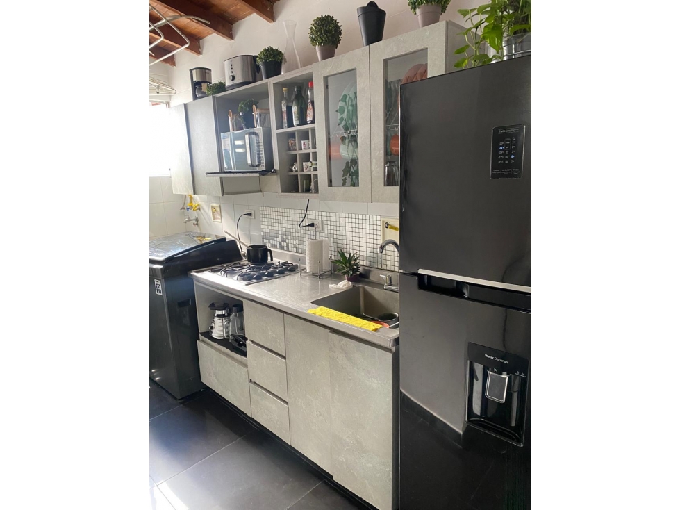 VENTA DE APARTAMENTO EN LA LOMA DEL ESMERALDAL — foto 4