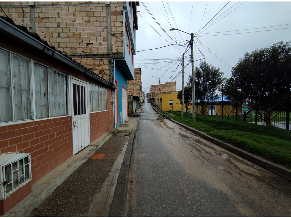 CASA LOTE EN VENTA EL PARAISO