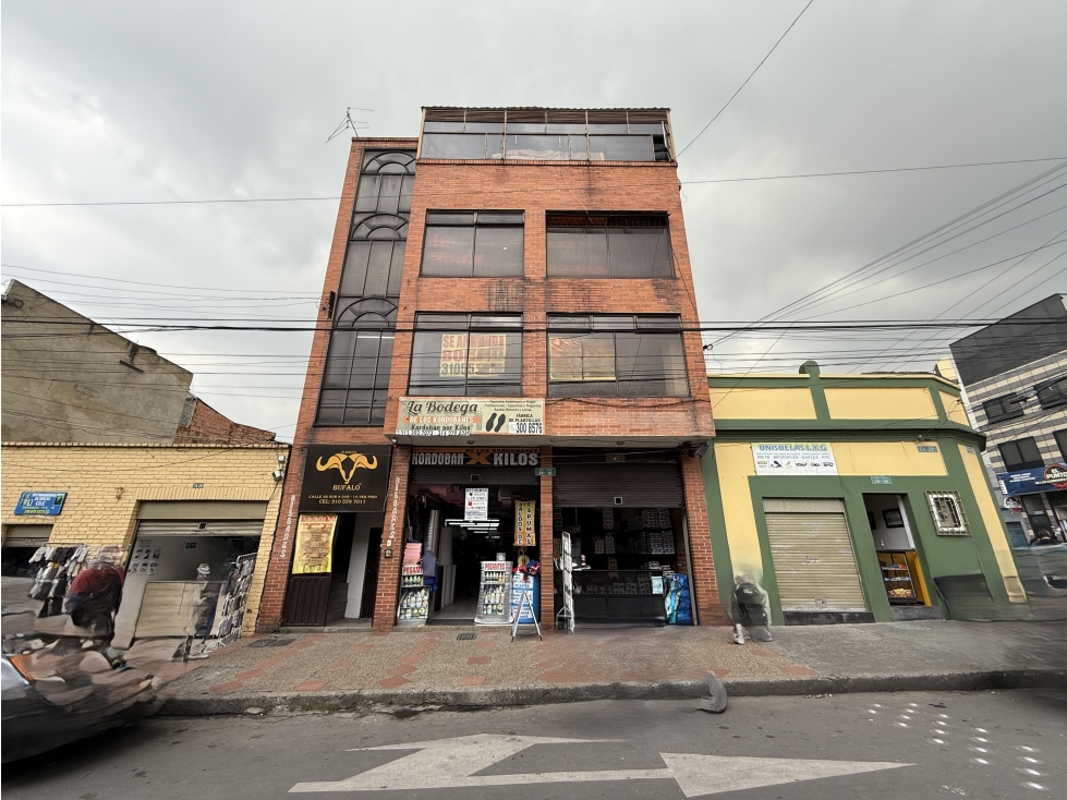 EDIFICIO EN VENTA RESTREPO — foto 2