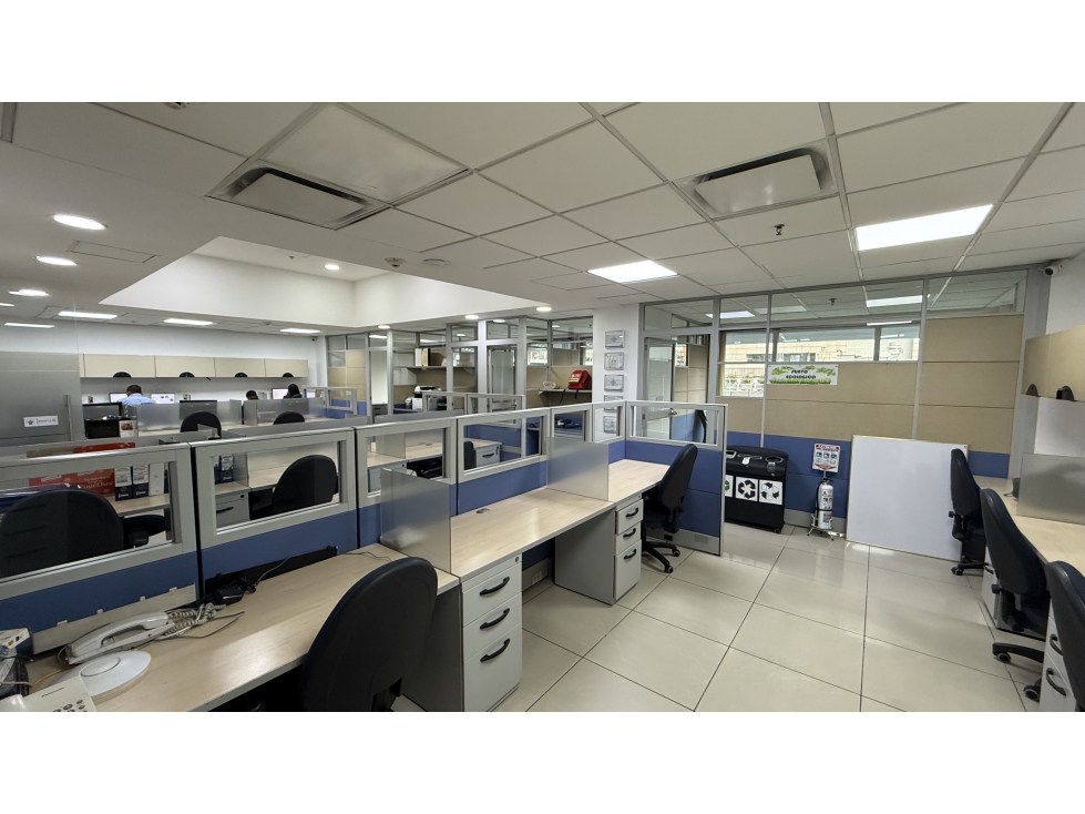 ARRIENDO OFICINA SALITRE