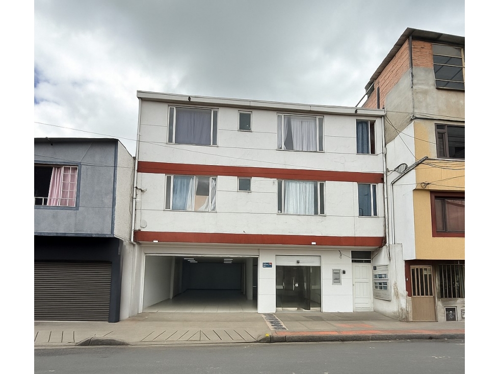 Local en Venta en Funza de 275 m2 Zona Comercial - 1
