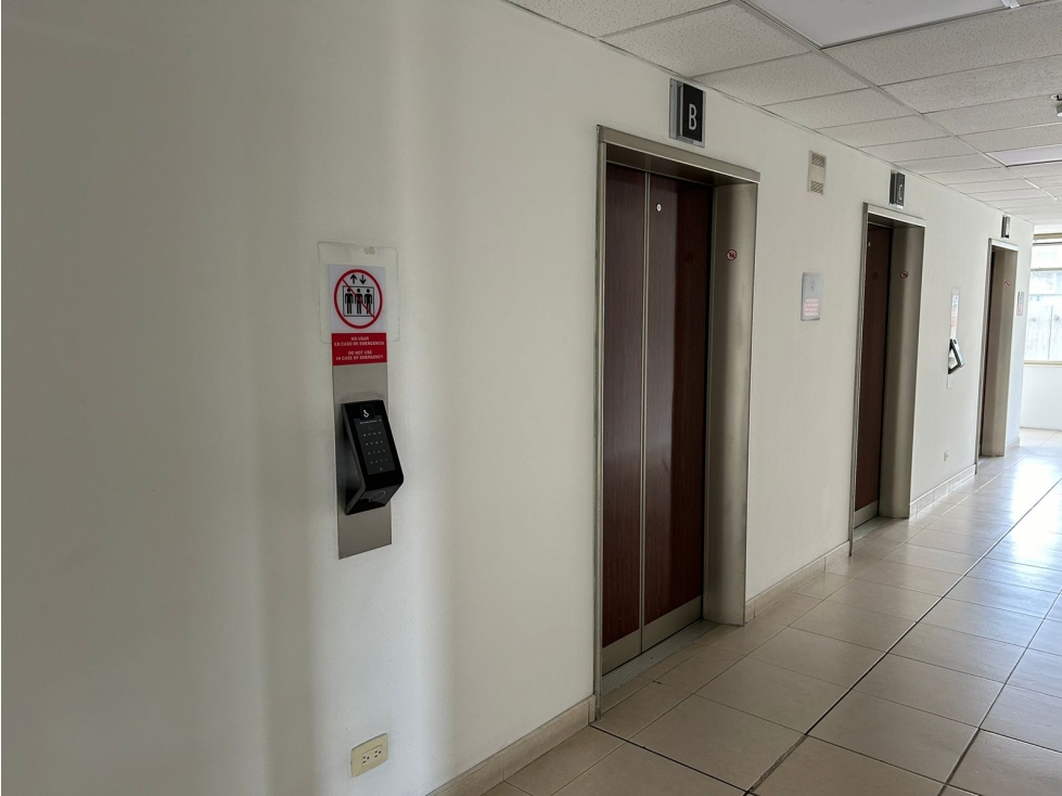 Venta oficina Torre Avianca KS — foto 3