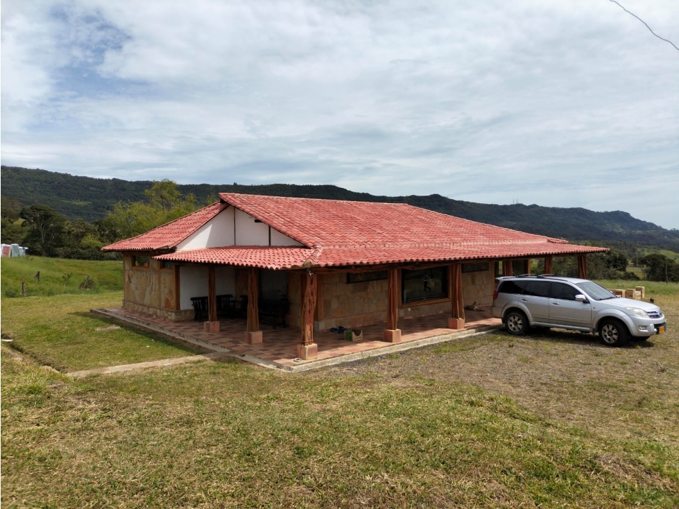 FINCA EN MONIQUIRA EF - 1