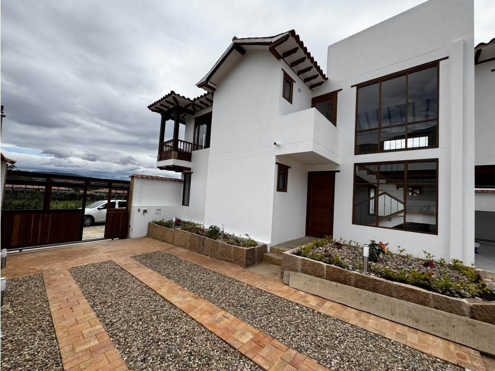VENTA CASA EN VILLA DE LEYVA EF